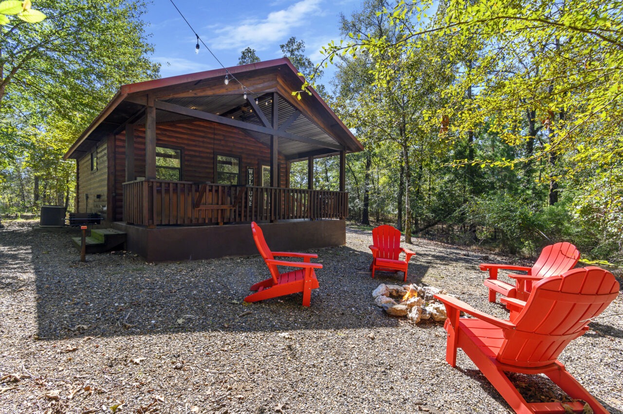 'Bout Time - Cabins in Broken Bow